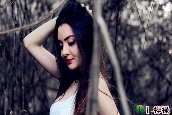 大龄剩女的八字,婚姻运势不佳的女人八字