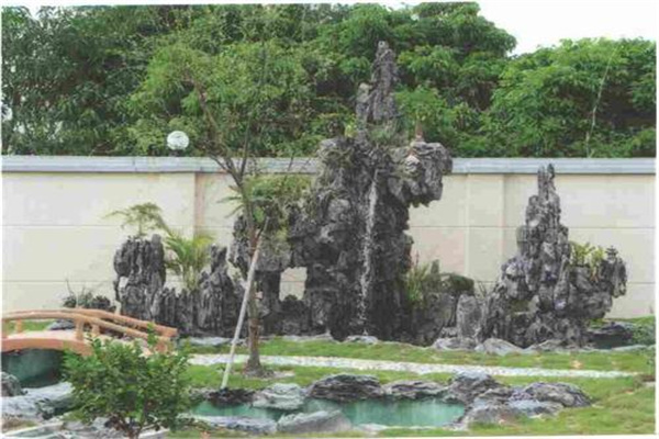 别墅庭院水池方位风水