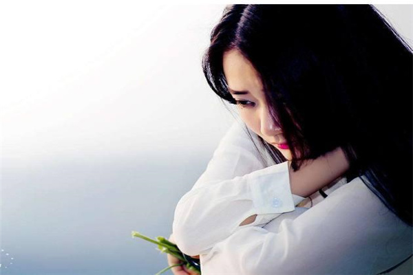 女人婚姻不顺的八字特征