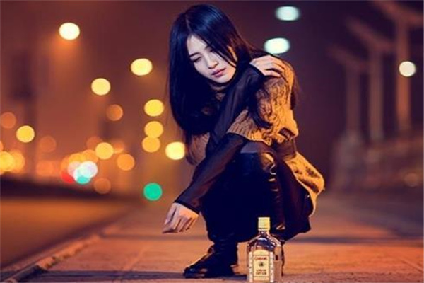 女人婚姻不顺的八字特征