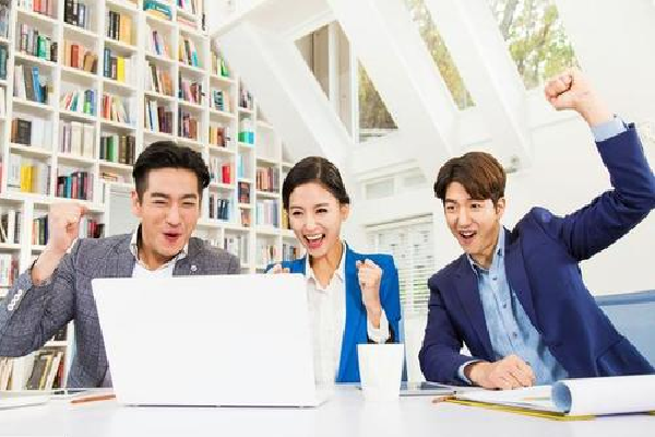 八字如何看工作事业的变动