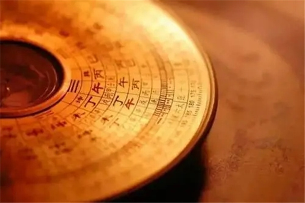 八字主要看的是什么