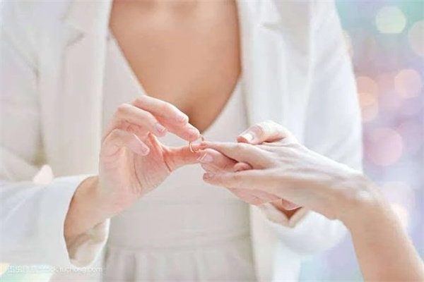 庚金日元的女人命好吗