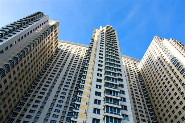 房子前有高层建筑风水好吗（房子前有高层建筑风水好吗视频）