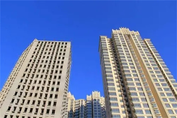 房子前有高层建筑风水好吗(房子前有高层建筑风水好吗视频)