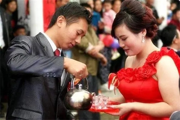 男命入赘的命理(男命入赘的命理分析)