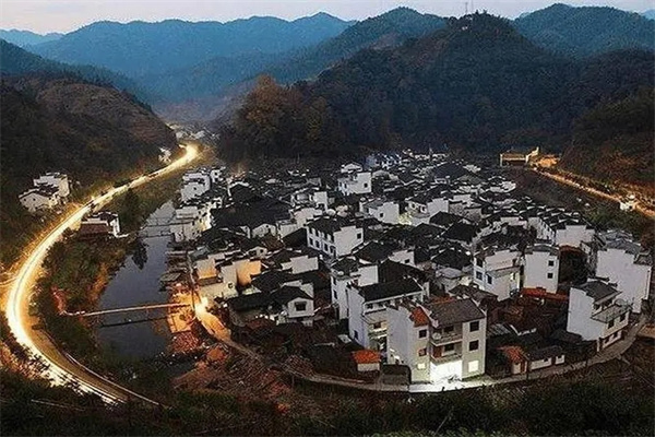 阳宅风水选址需要注意什么(阳宅风水选址需要注意什么问题)