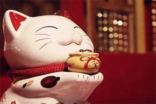 八字食神泄秀富贵层次如何划分
