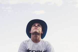 己土男的性格