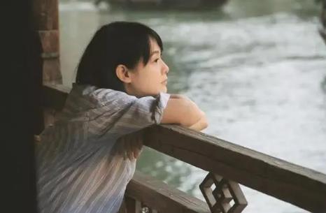 有外遇的女人八字特征