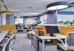 办公桌对着楼梯如何化解