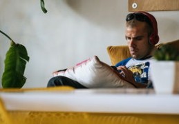 八字土多人的性格