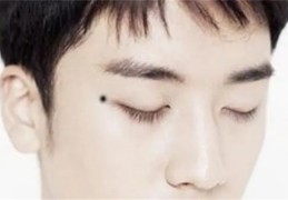 男人桃花最旺的痣长在哪里