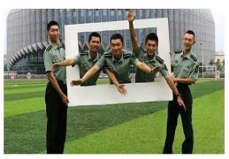 能当军官的八字（当军官的八字格局）