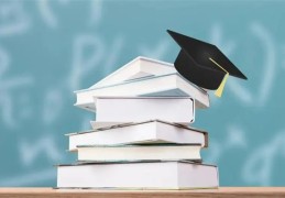 六爻预测考试成绩好坏