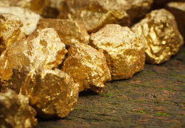 八字中金赖土生是什么意思