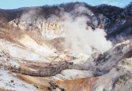 六爻测阴宅风水