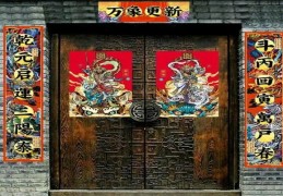 大门粘门神风水禁忌