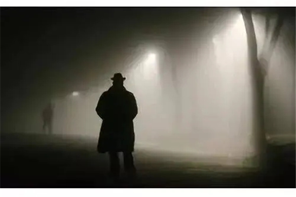 城府深的人八字有何特征